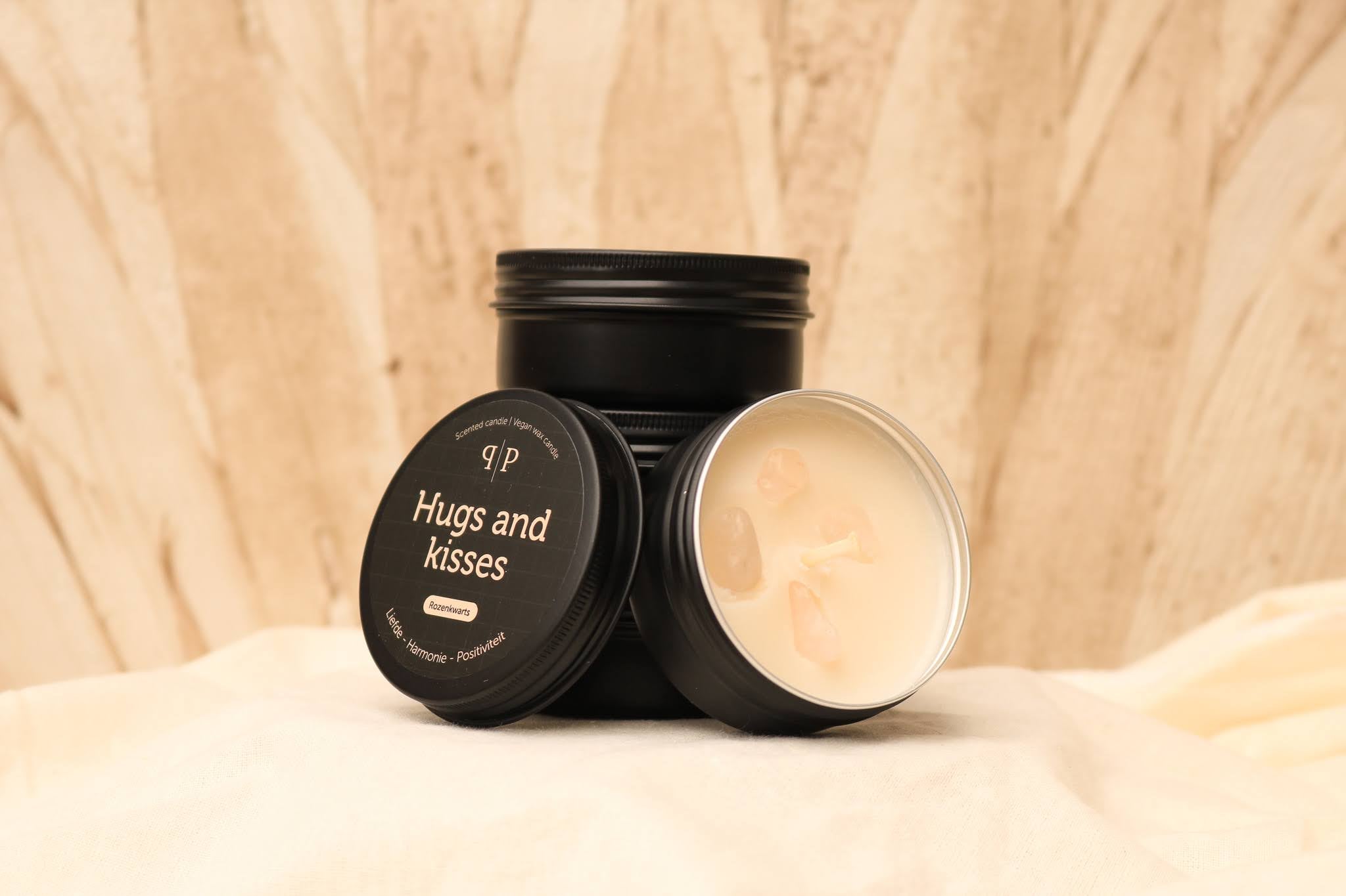 Handgemaakte Blikjes Geurkaars Hugs and Kisses - 1 stuk